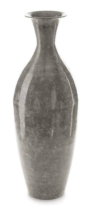 Brockwich Vase